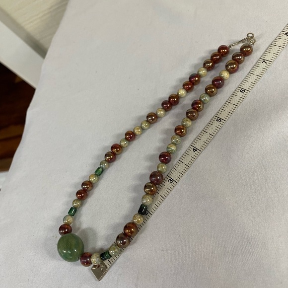 Agate and glass bead necklace - Picture 5 of 6